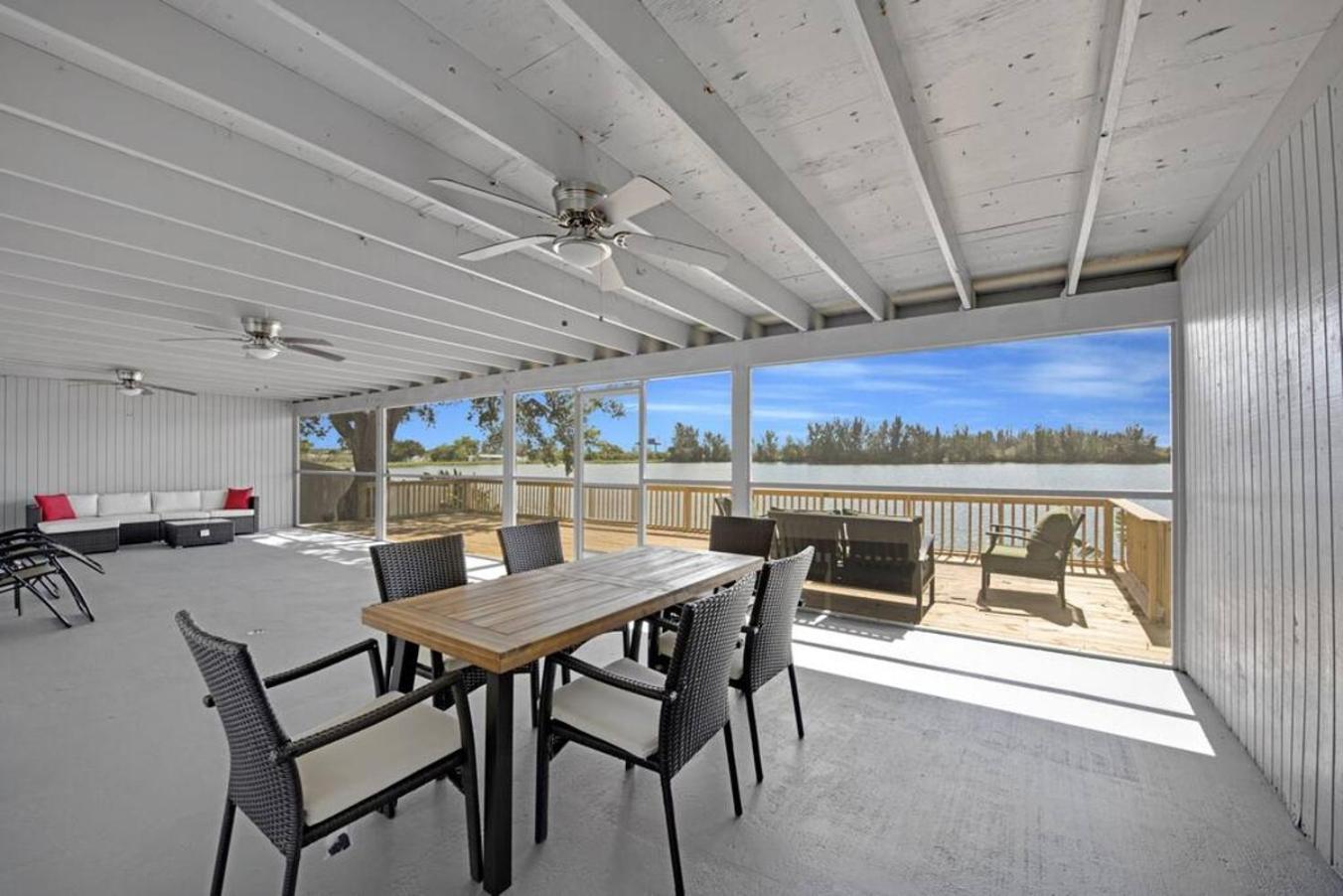 Lake House Unit 1 By Pmi Davie Exteriör bild