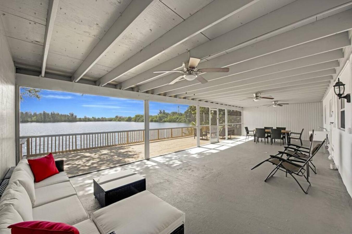 Lake House Unit 1 By Pmi Davie Exteriör bild